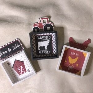 Set of Three Farmhouse Tier Tray Sitters